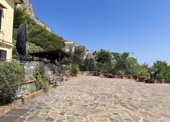 Terrazza - Villa Lungomare Cristoforo Colombo
 
846, Palermo - photo 16