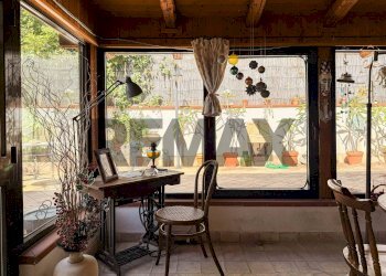 Sala da pranzo - Villa Lungomare Cristoforo Colombo
 
846, Palermo - photo 35