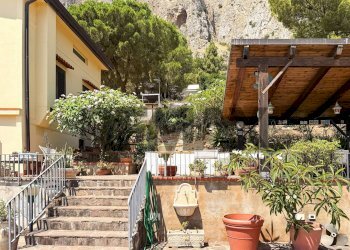 Terrazza - Villa Lungomare Cristoforo Colombo
 
846, Palermo - photo 58