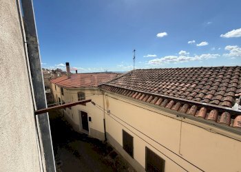 Edificio all\'aperto - Casa semi indipendente corso umberto
 
1, Grassano - foto 11