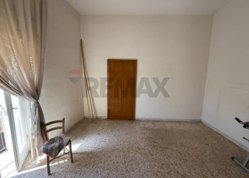 Stanza vuota - Casa semi indipendente corso umberto
 
1, Grassano - foto 14