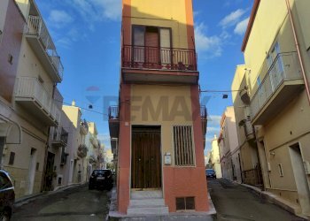 Edificio all\'aperto - Four-room apartment via dalmazia
 
32, Laterza - photo 1