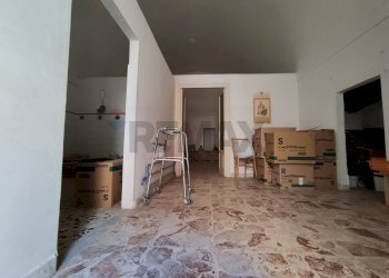 Stanza vuota - Casa indipendente via pascale
 
46, Ginosa - foto 2
