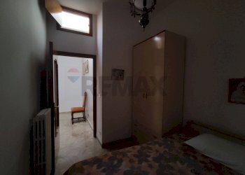Camera / camera da letto - Casa indipendente via pascale
 
46, Ginosa - foto 15