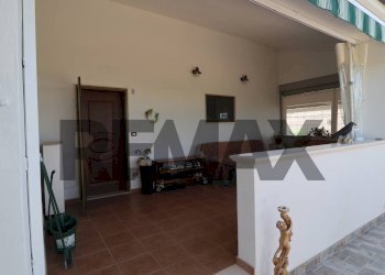 Hall / corridoio - Villa a Schiera borgo picciano B
8, Matera - foto 10