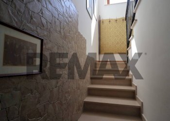 Scale - Villa a Schiera borgo picciano B
8, Matera - foto 22