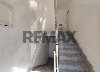 Scale - Apartment via senatore ruffili
2, Laterza - photo 20