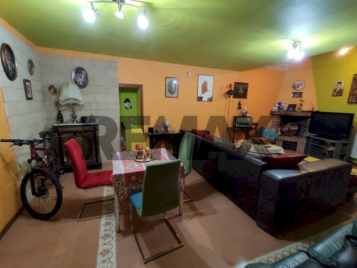 Sala da pranzo - Two-room apartment recinto Cavone
12, Matera - photo 3