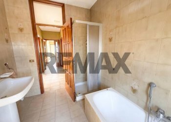 Bagno - Appartamento via meridionale
 
4, Grassano - foto 38