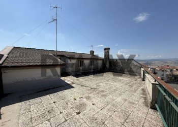 Terrazza - Appartamento via meridionale
 
4, Grassano - foto 51