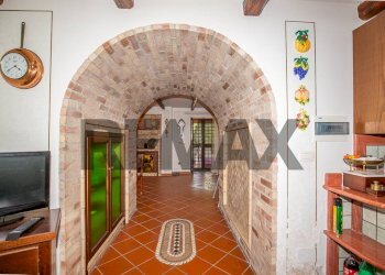 Hall / corridoio - Casa semi indipendente Via Apollo Archegeta
5, Giardini-Naxos - foto 18