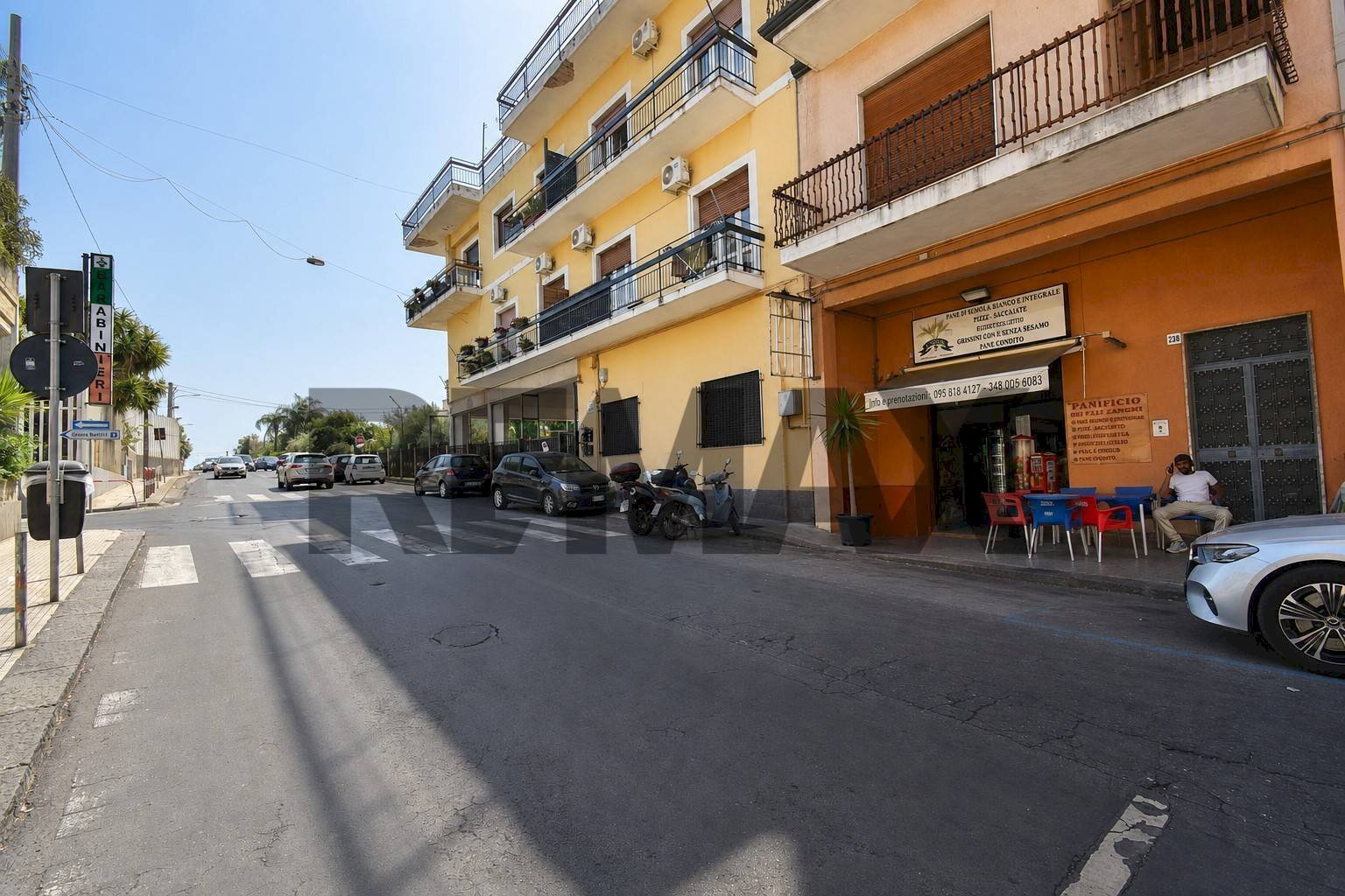 Edificio all\'aperto - Commercial Activity Via Re Martino
 
240, Aci Castello - photo 1