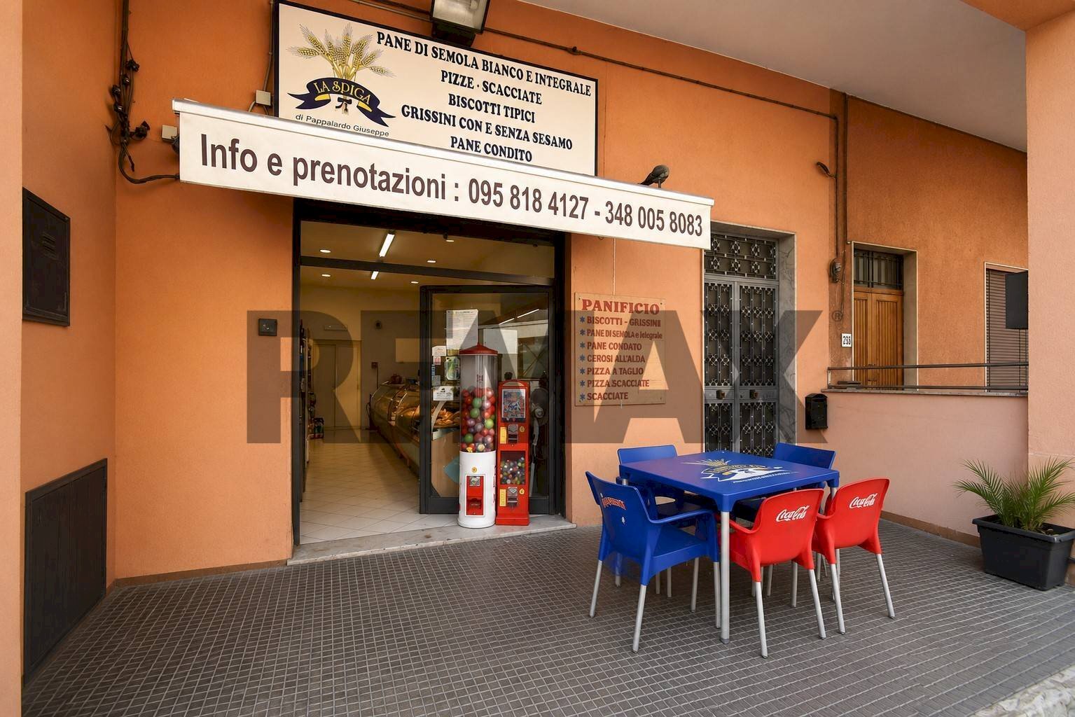 Edificio all\'aperto - Commercial Activity Via Re Martino
 
240, Aci Castello - photo 2