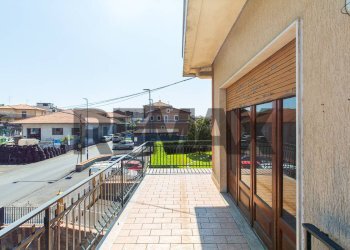 Balcone - Appartamento Via Tondo
 
23, Pedara - foto 2