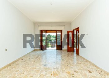 Stanza vuota - Appartamento Via Tondo
 
23, Pedara - foto 8
