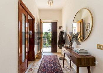 Hall / corridoio - Appartamento Via Tondo
 
23, Pedara - foto 9
