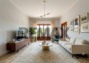Soggiorno - Appartamento Via Tondo
 
23, Pedara - foto 14