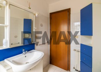 Bagno - Apartment Via Casalnuovo
 
2, Aci Sant'Antonio - photo 13