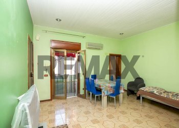 Sala da pranzo - Semi-detached house Via Bonforte
 
34, Catania - photo 5