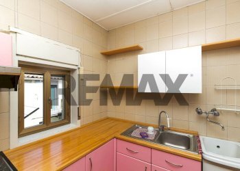 Cucina - Semi-detached house Via Bonforte
 
34, Catania - photo 9