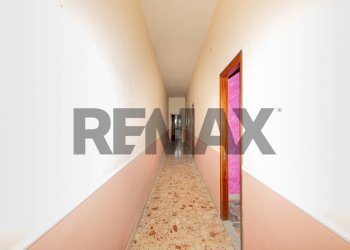 Hall / corridoio - Appartamento Via Tondo
 
23, Pedara - foto 8