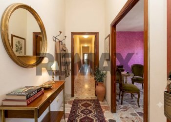 Hall / corridoio - Appartamento Via Tondo
 
23, Pedara - foto 8