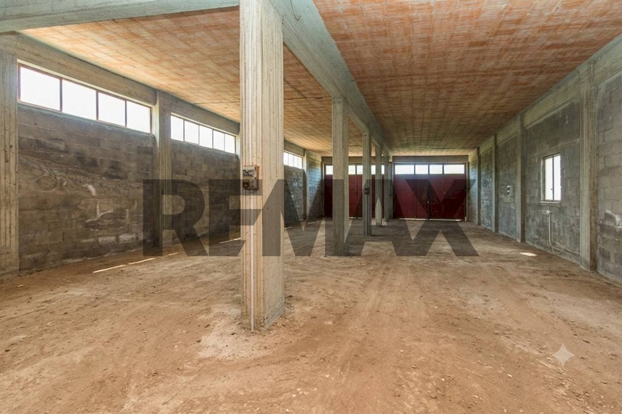 Parcheggio - Magazzino Via Tondo
21, Pedara - foto 2