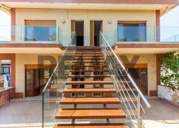 Scale - Villa Via Tondo
 
21/23, Pedara - photo 6