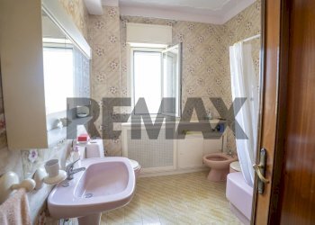 Bagno - Apartment Corso Italia
 
114, Paterno - photo 35