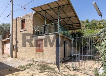 Casa all\'aperto - Villa Via Madonna del Piano sp 33
 
snc, Grammichele - photo 1