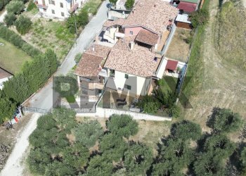 Casa all\'aperto - Quadrilocale via dei gladioli
 
11, Recanati - foto 1