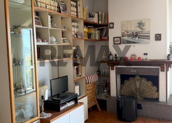 Soggiorno - Trilocale PIAZZA  AMENDOLA
 
12, Magione - foto 2