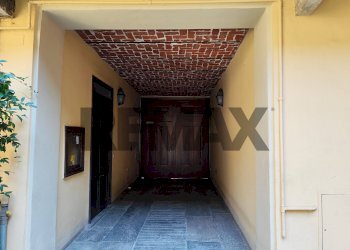 Hall / corridoio - Bilocale Via Della Rocca
 
34, Torino - foto 2