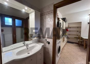 Bagno - Two-room apartment Via Del Gambero
 
4, Ferrara - photo 7