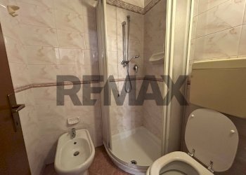Bagno - Two-room apartment Via Del Gambero
 
4, Ferrara - photo 13
