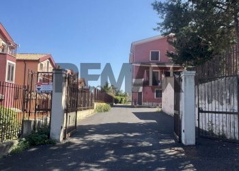 Edificio all\'aperto - Four-room apartment Via Enna
 
1, Melilli - photo 22