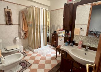 Bagno - Apartment Via Dei Ciclamini
 
37, Pachino - photo 7