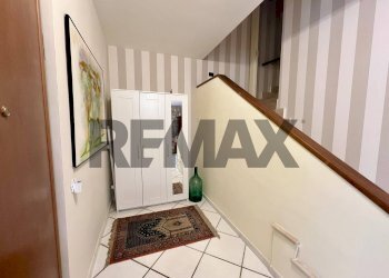 Hall / corridoio - Terraced Villa Antonio Marino
 
61, Caserta - photo 15