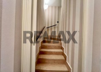 Scale - Terraced Villa Antonio Marino
 
61, Caserta - photo 77