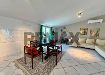 Sala da pranzo - Terraced Villa Antonio Marino
 
61, Caserta - photo 125