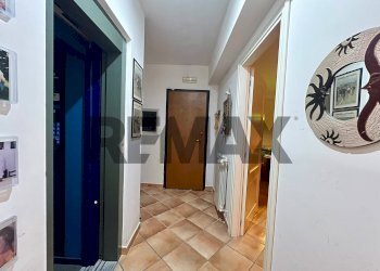 Hall / corridoio - Terraced Villa Antonio Marino
 
61, Caserta - photo 156