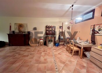 Sala da pranzo - Terraced Villa Antonio Marino
 
61, Caserta - photo 160