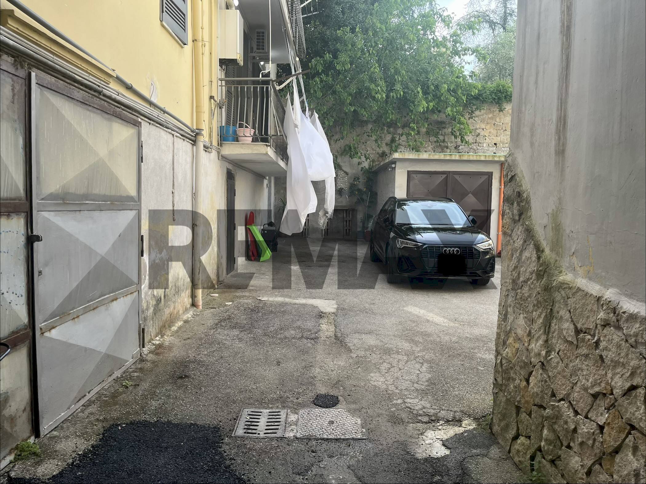 Parcheggio - Box Via Vittorio Emanuele
49, Napoli - photo 3