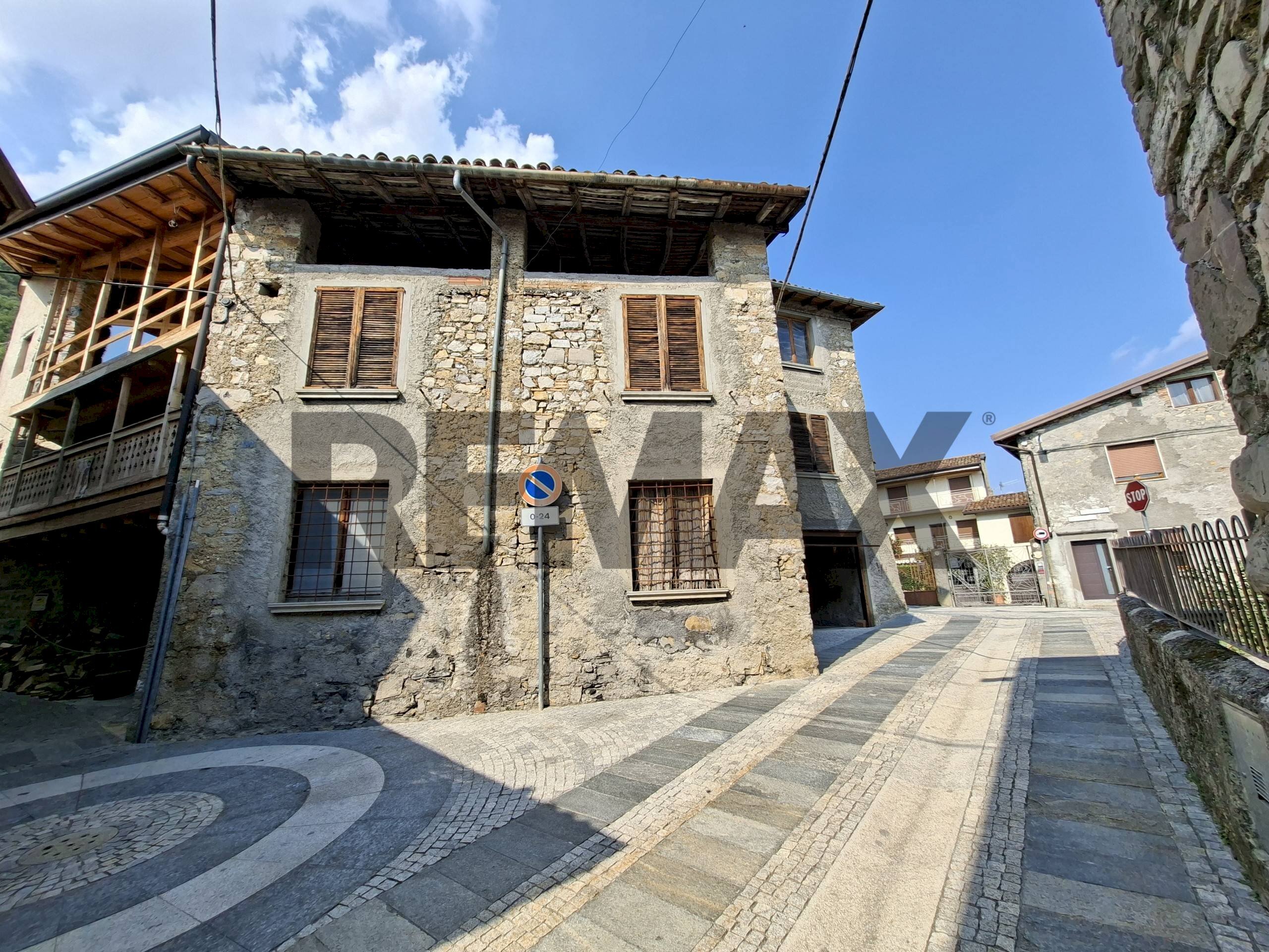 Casa all\'aperto - Casa semi indipendente VITTORIO EMANUELE
 
1, Bianzano - foto 1