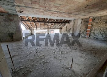 Parcheggio - Casa semi indipendente VITTORIO EMANUELE
 
1, Bianzano - foto 26