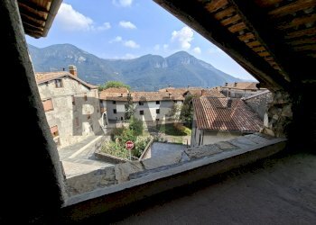 Vista delle montagne - Casa semi indipendente VITTORIO EMANUELE
 
1, Bianzano - foto 27