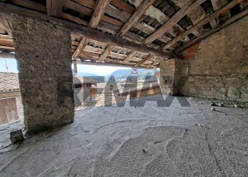 Stanza vuota - Casa semi indipendente VITTORIO EMANUELE
 
1, Bianzano - foto 29