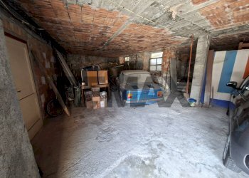 Parcheggio - Casa semi indipendente VITTORIO EMANUELE
 
1, Bianzano - foto 33