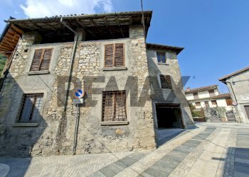 Casa all\'aperto - Casa semi indipendente VITTORIO EMANUELE
 
1, Bianzano - foto 36