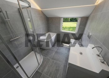Bagno - Four-room apartment Via Neziole
 
33, Pisogne - photo 6